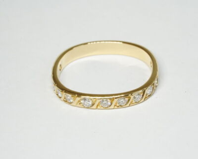 Secondhand - Goldring 18k mit Diamanten